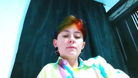 Snapshot of tomboyblue chatting on April 19, 1:49 am Blue online show from April 19, 1:49 am