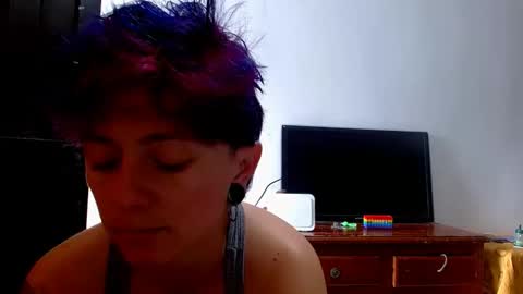 Snapshot of tomboyblue chatting on May 13, 5:10 pm Blue online show from May 13, 5:10 pm
