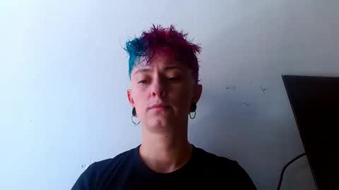 Snapshot of tomboyblue chatting on May 24, 5:07 pm Blue online show from May 24, 5:07 pm