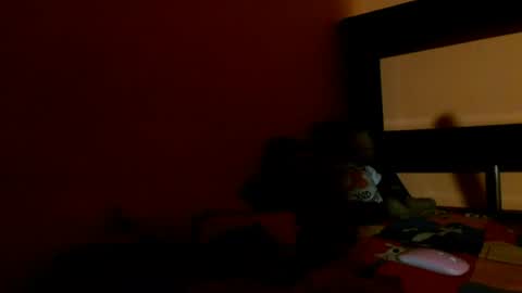 Snapshot of tomboyblue chatting on June 26, 1:43 am Blue online show from June 26, 1:43 am