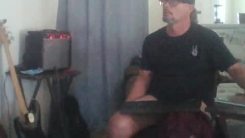 Snapshot of tomcatsawyer chatting on November 19, 3:23 pm sirmuggsalot online show from November 19, 3:23 pm