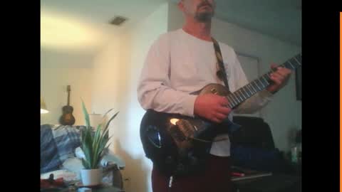 Snapshot of tomcatsawyer chatting on November 29, 9:29 pm sirmuggsalot online show from November 29, 9:29 pm