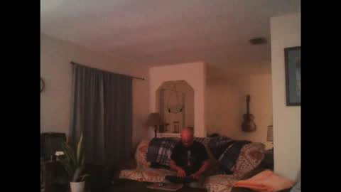 Snapshot of tomcatsawyer chatting on December 5, 3:04 am sirmuggsalot online show from December 5, 3:04 am