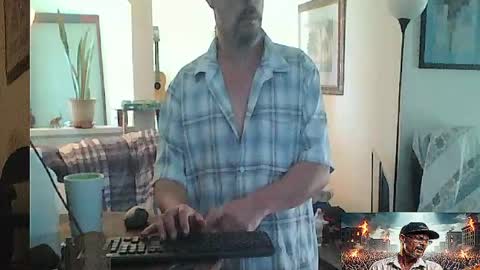 sirmuggsalot online show from May 19, 4:24 pm