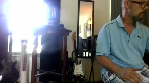 sirmuggsalot online show from May 22, 9:42 pm