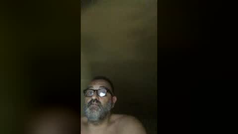 tomcop11111 online show from July 12, 3:03 pm