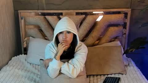 Snapshot of tomie_1 chatting on March 11, 7:58 am Tomie online show from March 11, 7:58 am