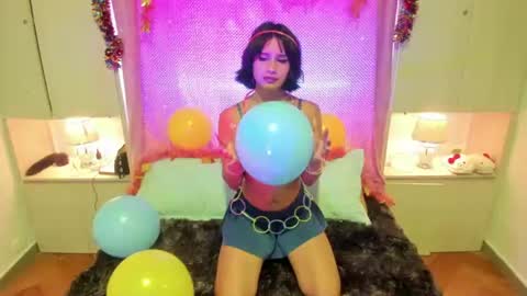 KAELANI online show from June 13, 4:10 am