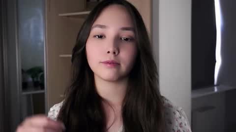 Liana online show from September 19, 6:48 am