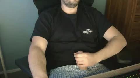 Snapshot of tomin3m chatting on March 9, 5:17 pm tomin3m online show from March 9, 5:17 pm