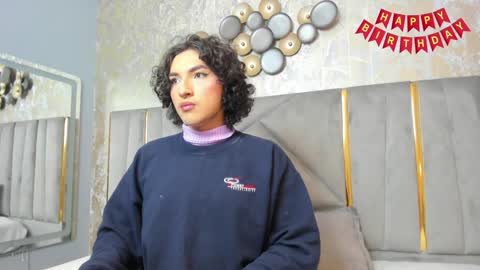   online show from January 6, 11:40 am
