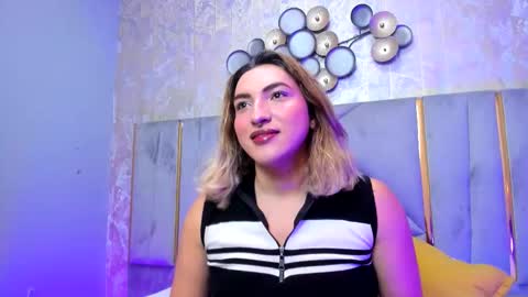   online show from November 22, 11:53 am