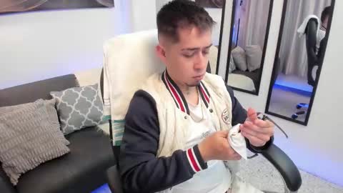 Tomas online show from March 15, 3:45 am