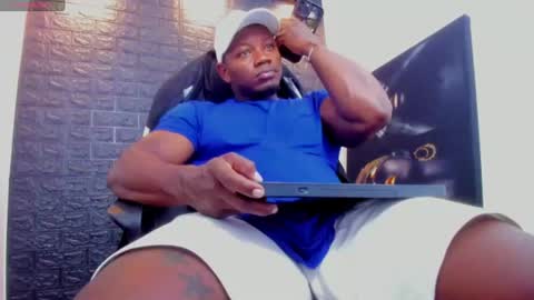 Tom Mike online show from July 6, 7:49 pm