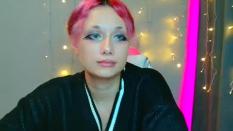 Snapshot of tommioo7 chatting on January 22, 3:20 am Galadriel online show from January 22, 3:20 am