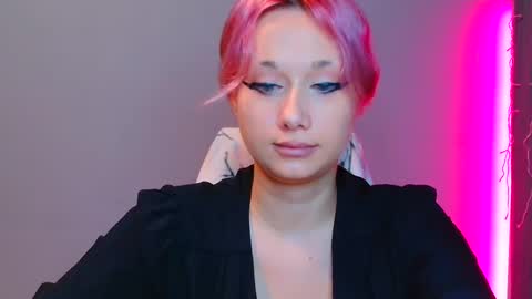 Snapshot of tommioo7 chatting on January 26, 4:20 am Galadriel online show from January 26, 4:20 am