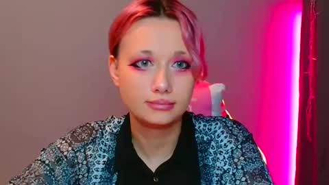 Snapshot of tommioo7 chatting on February 5, 3:23 am Galadriel online show from February 5, 3:23 am