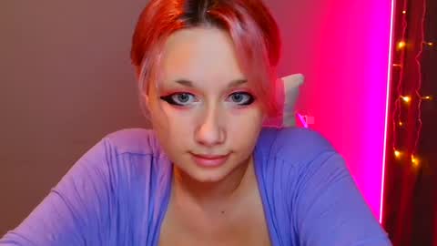 Snapshot of tommioo7 chatting on February 6, 3:52 pm Galadriel online show from February 6, 3:52 pm