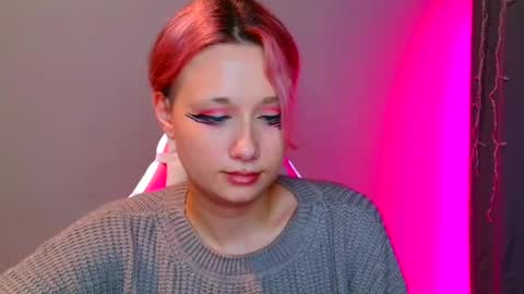 Snapshot of tommioo7 chatting on February 7, 7:17 pm Galadriel online show from February 7, 7:17 pm