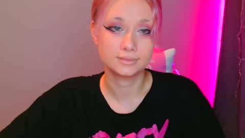 Snapshot of tommioo7 chatting on February 10, 3:42 pm Galadriel online show from February 10, 3:42 pm