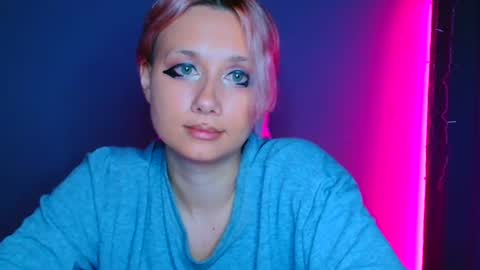 Snapshot of tommioo7 chatting on February 22, 1:55 am Galadriel online show from February 22, 1:55 am