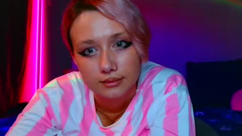 Snapshot of tommioo7 chatting on March 6, 2:29 pm Galadriel online show from March 6, 2:29 pm