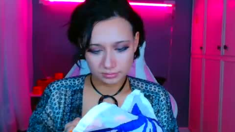 Snapshot of tommioo7 chatting on October 8, 8:01 am Galadriel online show from October 8, 8:01 am