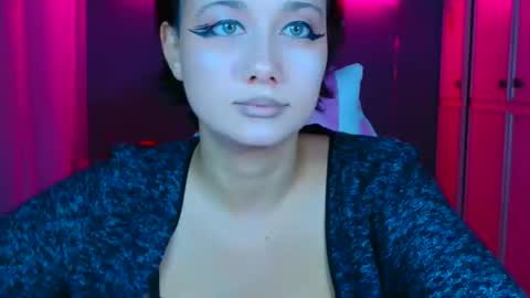 Snapshot of tommioo7 chatting on October 14, 6:03 am Galadriel online show from October 14, 6:03 am