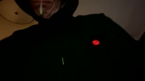 Snapshot of tommit84 chatting on October 6, 12:30 am tommit84 online show from October 6, 12:30 am