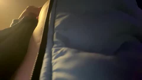 Snapshot of tommit84 chatting on November 16, 9:53 pm tommit84 online show from November 16, 9:53 pm