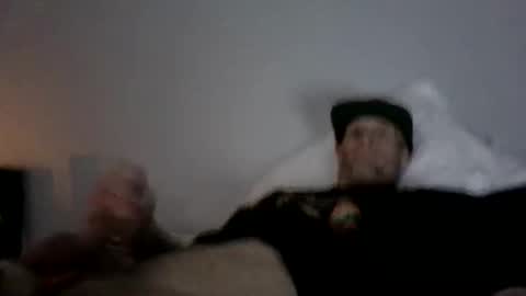 tommy10inch775 online show from April 12, 4:23 pm