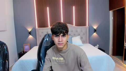 Tommy  online show from September 16, 3:29 am