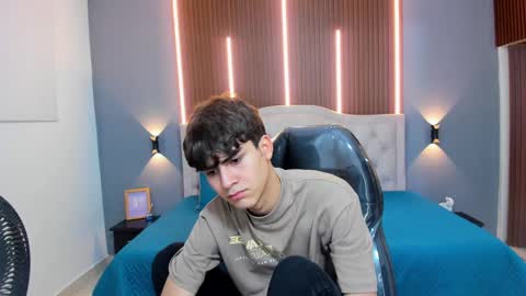 Tommy  online show from September 21, 3:30 am