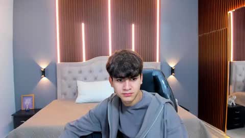 Tommy  online show from October 3, 3:58 am