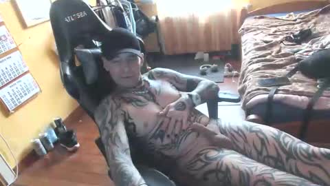 tommy18cmhot online show from April 3, 7:06 am