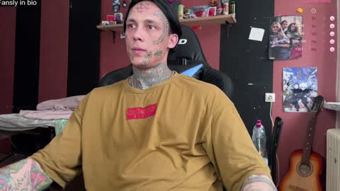 Snapshot of tommy__gun_ chatting on December 27, 11:39 am Tommy and Katana online show from December 27, 11:39 am