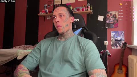 Snapshot of tommy__gun_ chatting on December 30, 8:43 am Tommy and Katana online show from December 30, 8:43 am