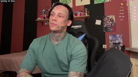 Snapshot of tommy__gun_ chatting on December 30, 1:25 pm Tommy and Katana online show from December 30, 1:25 pm