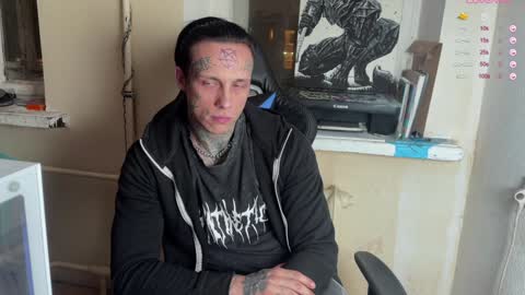 Snapshot of tommy__gun_ chatting on January 15, 5:26 pm Tommy and Katana online show from January 15, 5:26 pm