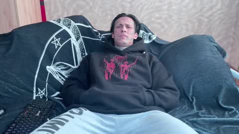 Snapshot of tommy__gun_ chatting on February 21, 6:29 am Tommy and Katana online show from February 21, 6:29 am