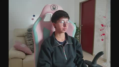 Blue  online show from October 1, 3:29 pm