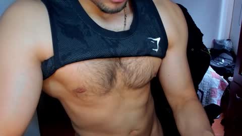 Twitter BreddTommy IG tommy bredd online show from September 30, 6:02 pm