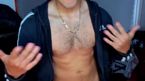 Twitter BreddTommy IG tommy bredd online show from October 6, 5:21 pm