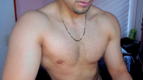 Twitter BreddTommy IG tommy bredd online show from November 16, 5:40 pm