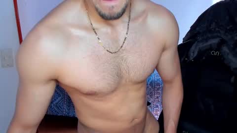 Twitter BreddTommy IG tommy bredd online show from November 22, 6:18 pm