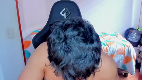 Twitter BreddTommy IG tommy bredd online show from February 9, 6:01 pm