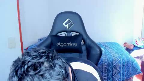 Twitter BreddTommy IG tommy bredd online show from March 15, 6:03 pm