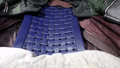   Thomas    online show from January 10, 2:02 pm