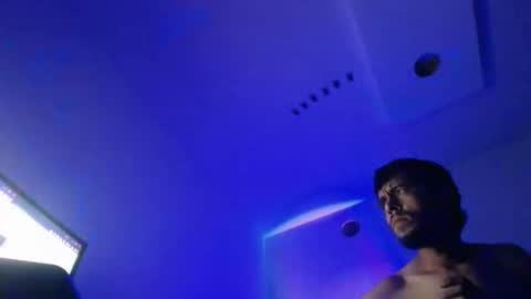   Thomas    online show from January 23, 3:05 am