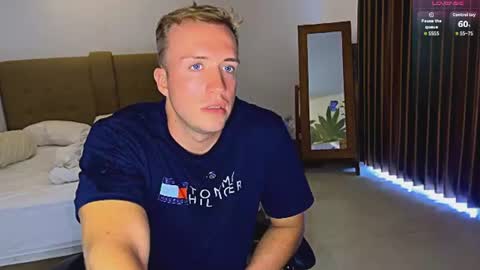 Snapshot of tommy_cumfinger chatting on August 2, 3:38 am Tommy online show from August 2, 3:38 am